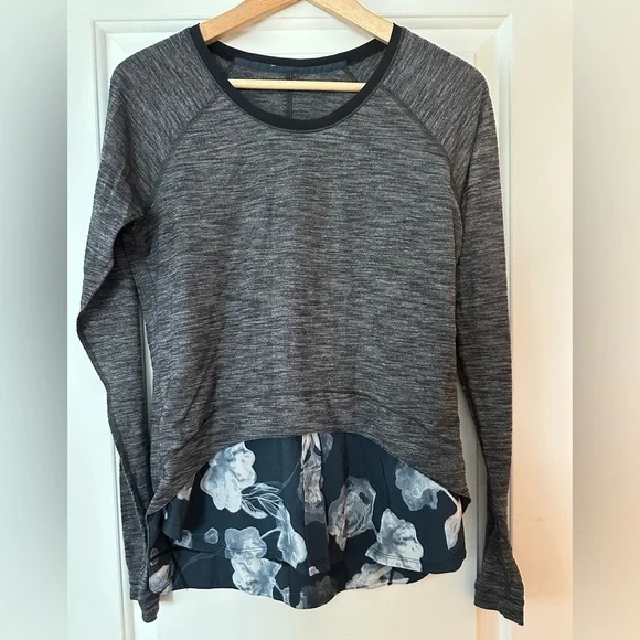 Lululemon Layered Long Sleeve Tee,
Heathered Black/Inky Floral Black Ghost/Black - Picture 5 of 7